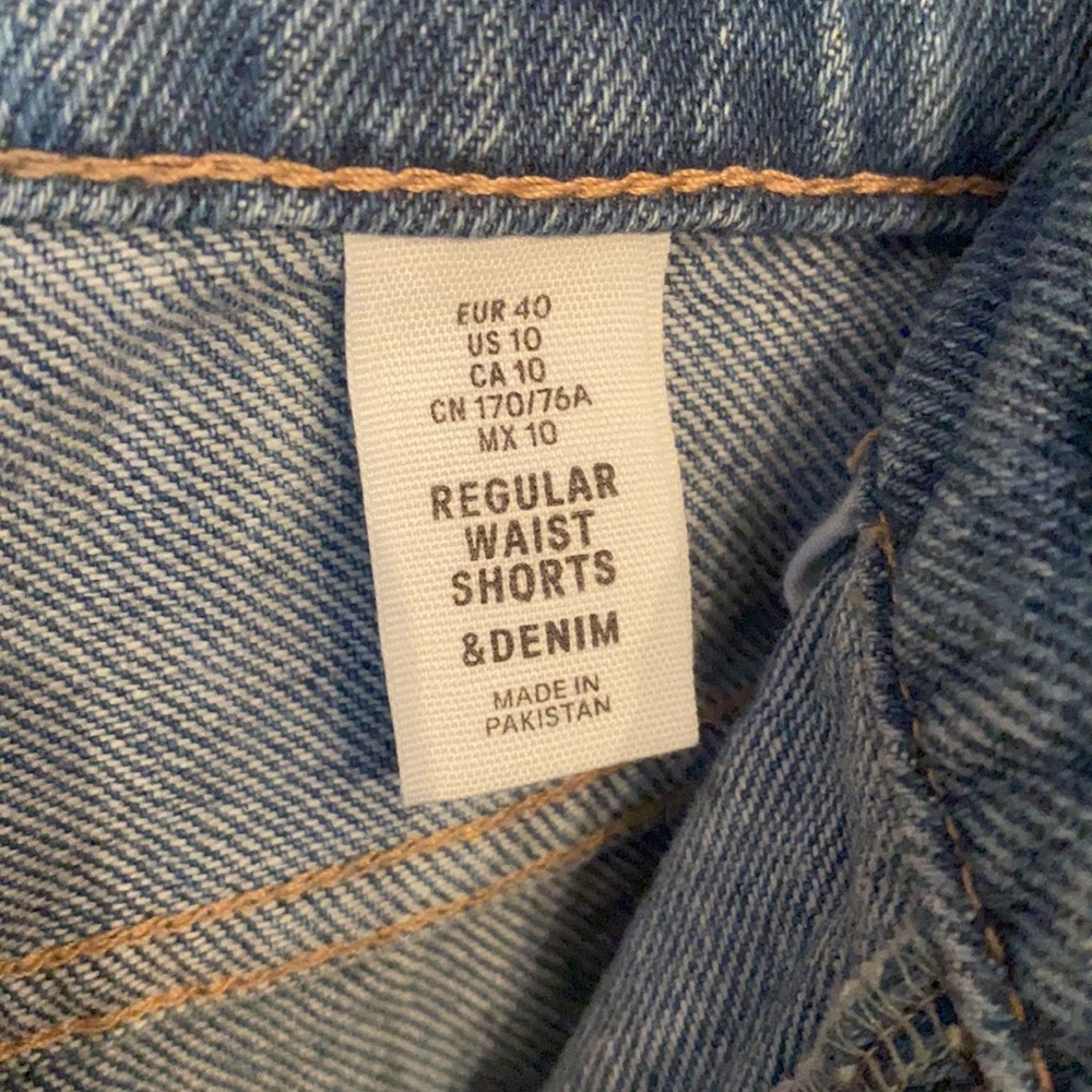 H&M Shorts - Picture 5 of 6